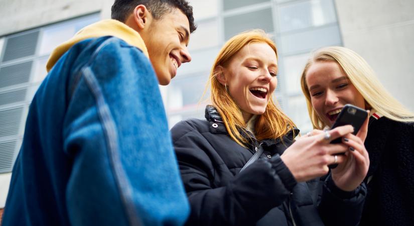 Ezt a funkciót kapcsolja be telefonján a Z generáció: javítja a teljesítményt