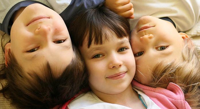 Hogyan neveljünk jó testvéreket?