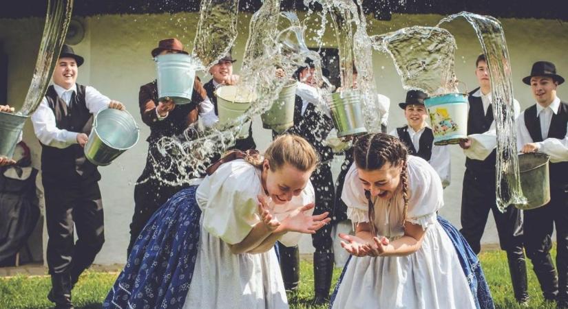 Ezért locsolkodunk húsvétkor: a hagyomány mögött több van, mint gondolnád