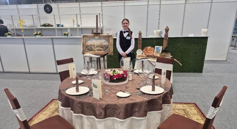 Lónyays diák lett az ország legjobb pincér tanulója a rangos szakmai versenyen