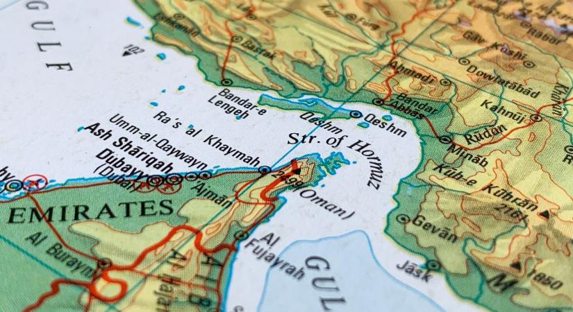 Európa eltáncolt a szakadék szélére, és éppen most lép egyet előre