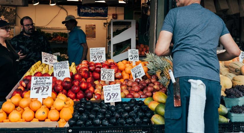 A bitcoin egyre inkább előre árazza a jegybanki döntéseket