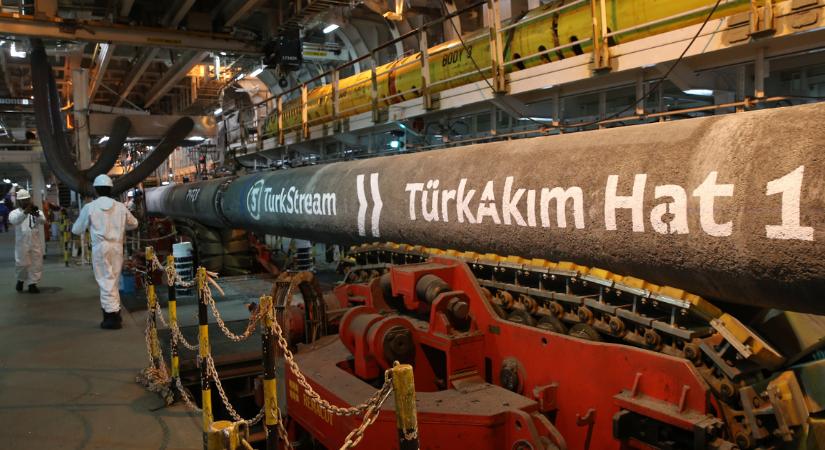 Magyar Péter Orbán Viktornak üzent a Török Áramlat mentén talált robbanószerkezet miatt