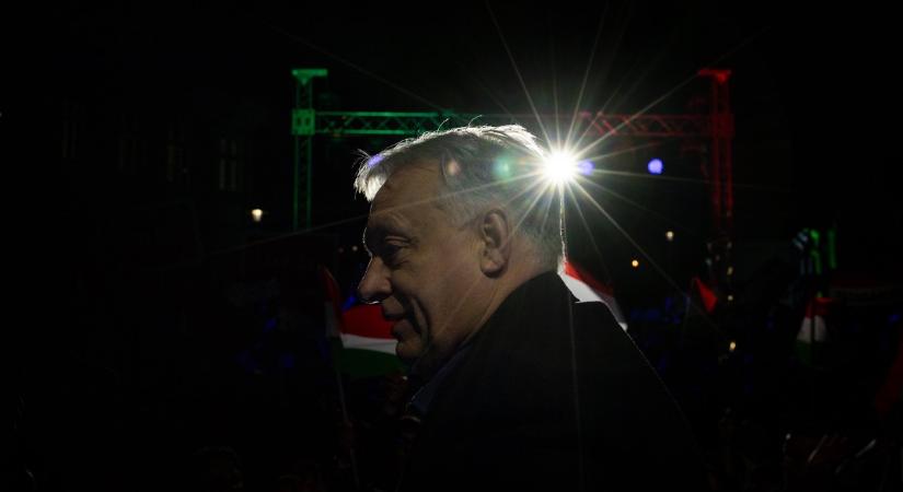 Orbán tragikus hibát követett el: ezzel a mélybe csúszhat a miniszterelnök