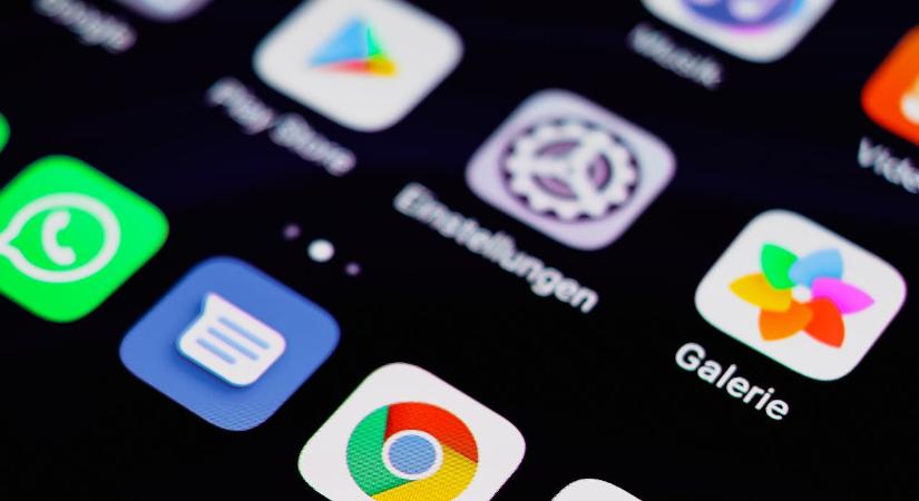 Nem bírja a terhelést az Apple App Store, elárasztják a vibe coding appok