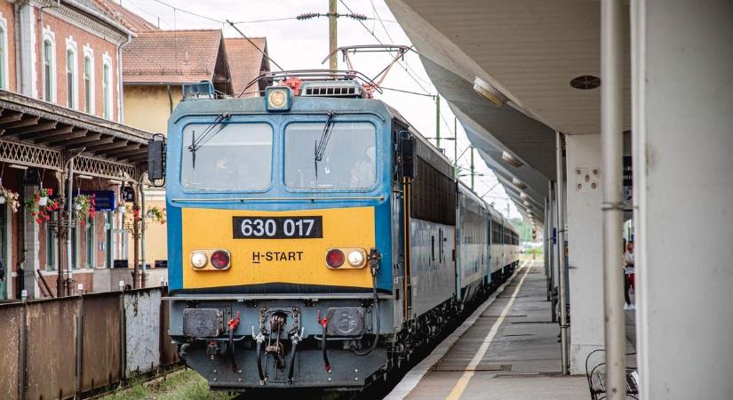 Újra változik a vonatközlekedés Budapest irányába!