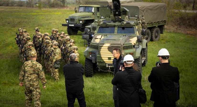 Orbán Viktor és Szijjártó Péter személyesen ellenőrizte a Török Áramlat katonai védelmét Kiskundorozsmán