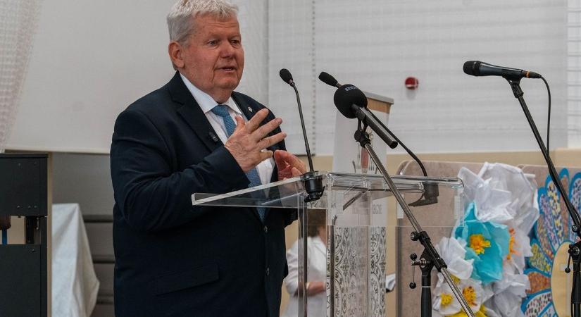 A remény bennünk van, a sötétség után mindig eljön a hajnal