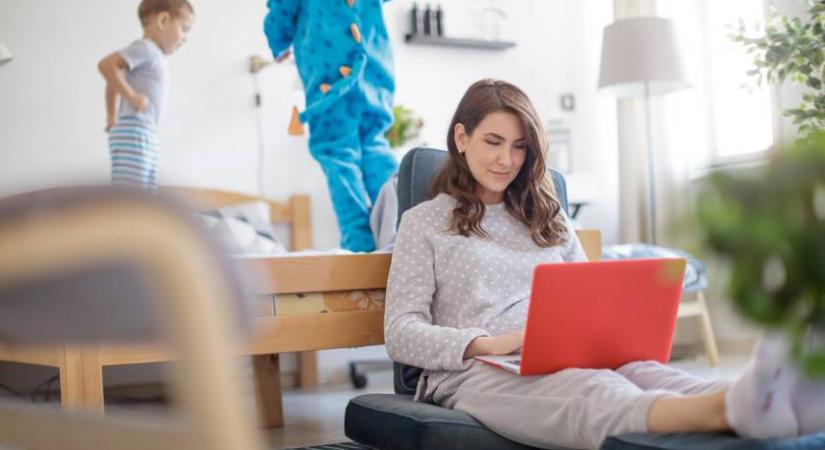 Ennyivel növeli a home office a gyerekszámot - Kiszámolták