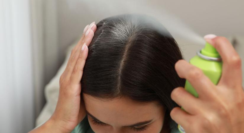 Locsolkodás után sem kell azonnal hajat mosni: ezek a trükkök segítenek átvészelni a napot