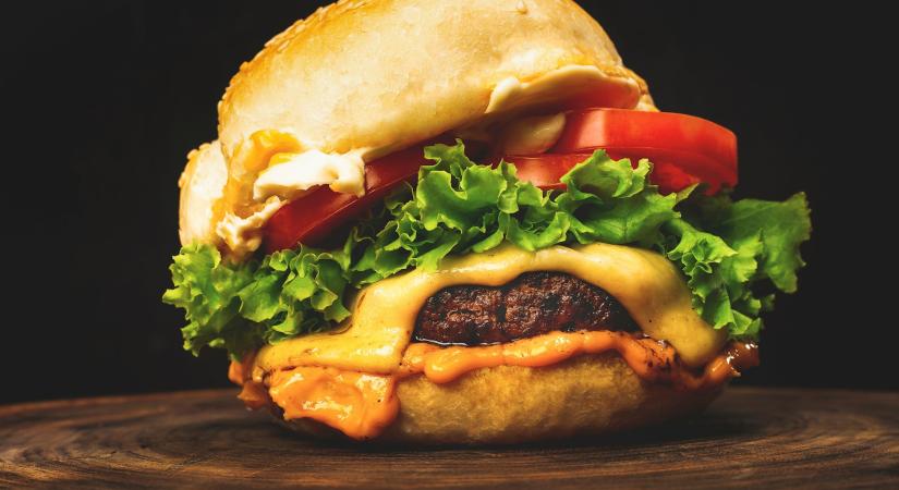 Húsvétkor sem áll le teljesen a gyorséttermi szektor, de eltérhet a nyitvatartás