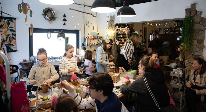 Ebben a hevesi faluban még élnek a valódi húsvéti hagyományok – így telik az ünnep a Bükk ékszerdobozában  fotók, videó