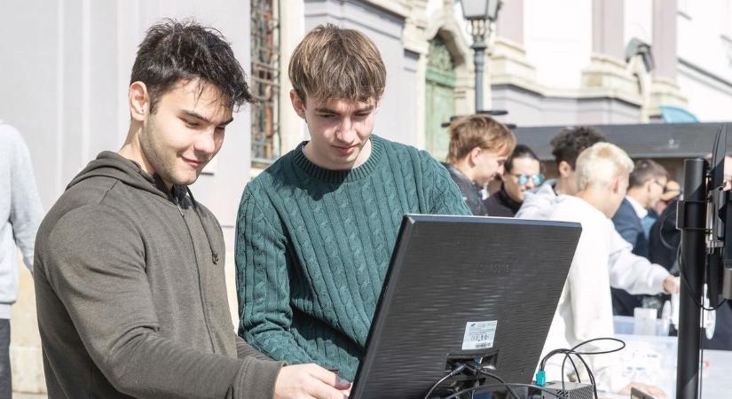 Pécsi egyetemisták figyelem: ez a lehetőség megváltoztathatja az életeteket