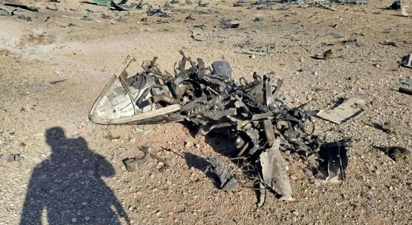 Több mint egy napon keresztül bujkált az iráni hegyekben a lelőtt amerikai F–15-ös tisztje, mire kimenekítették