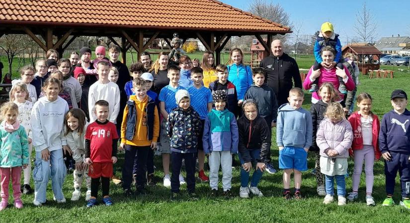 Nyuszi, hopp! közösségi futás és tojáskeresés Úrhidán