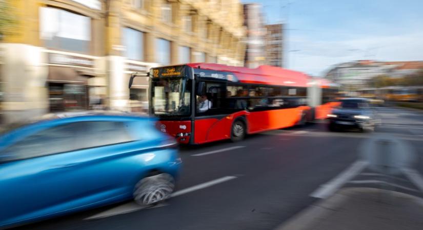 Így borítja fel az amerikai alelnök látogatása a tömegközlekedők életét