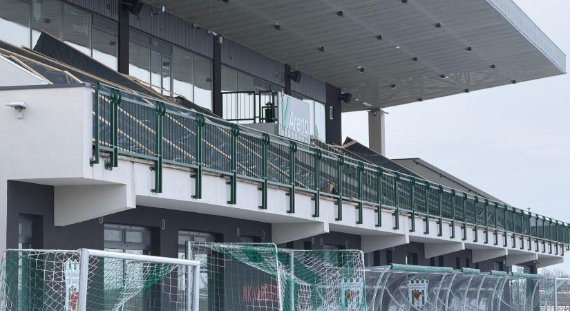 A falu, ahol mindenki befér a magyar közpénzből épült vadonatúj stadionba
