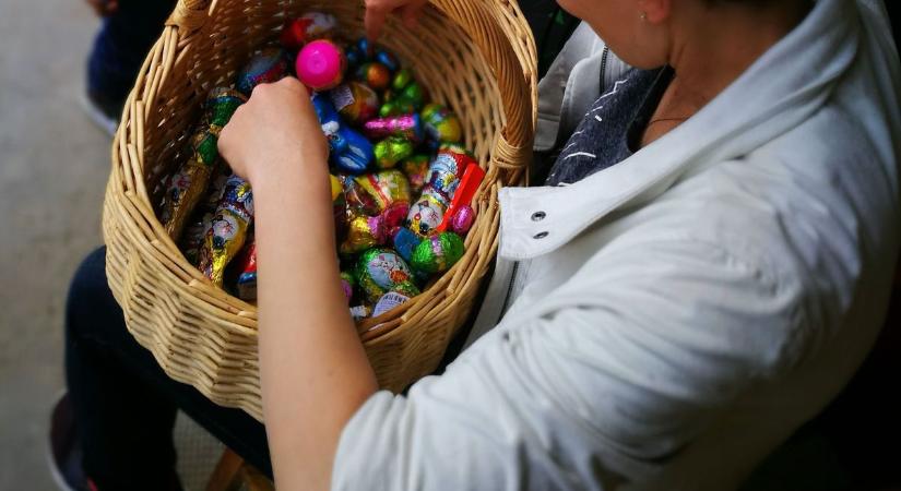 Amikor a lányok is húsvéti akcióba lendültek a csokiért