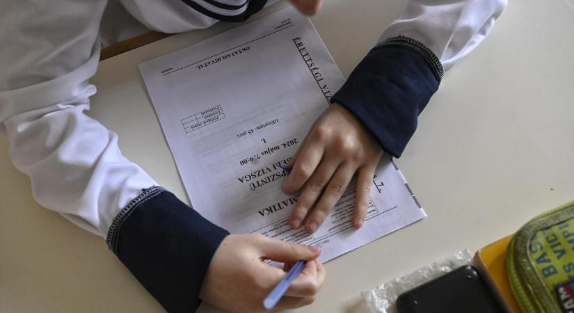 Matekérettségi 2026: ilyen témakörök kerülhetnek elő az írásbelin