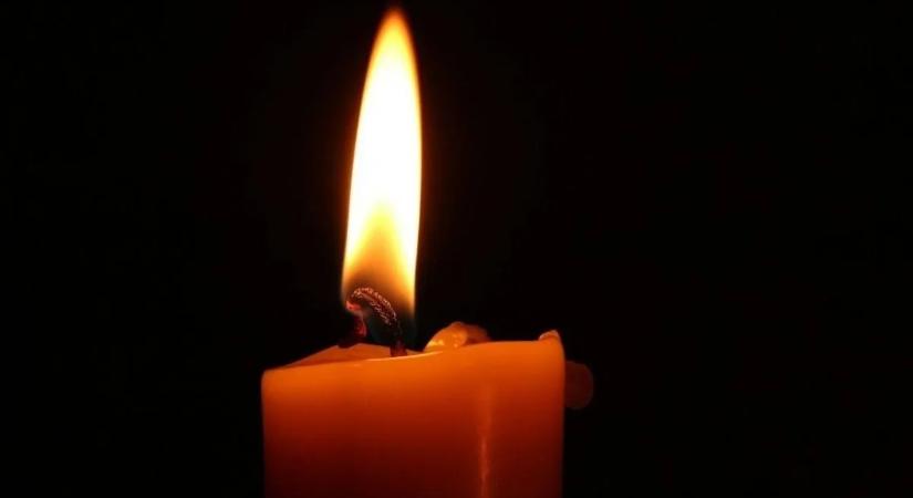 Most érkezett: meghalt az ismert magyar sztárséf