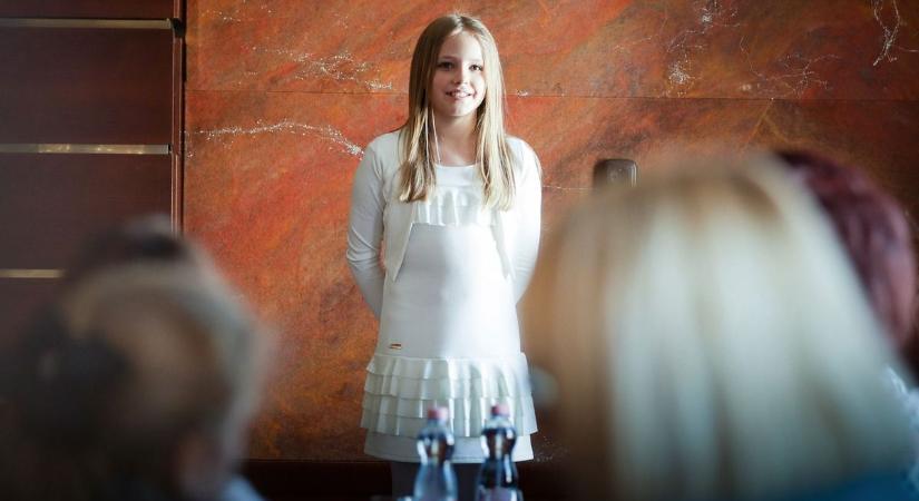 Megmutathatják tehetségüket a nyíregyházi fiatalok, szavalóversenyre várják a jelentkezőket