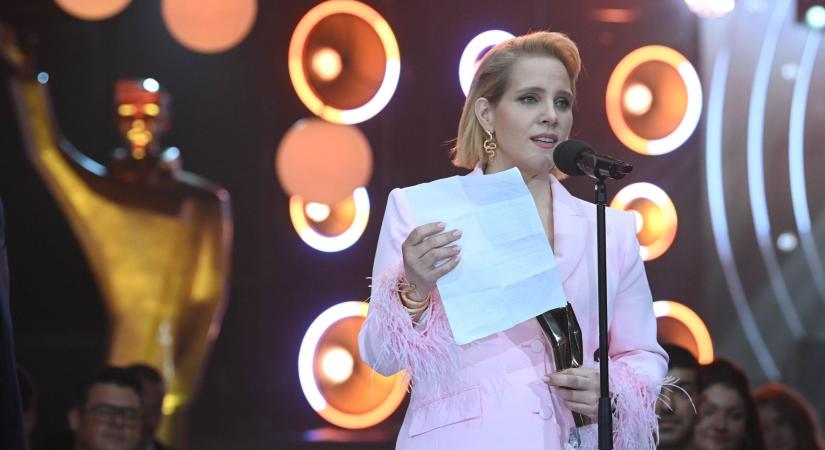 Tóth Vera a Tiszát támogatja