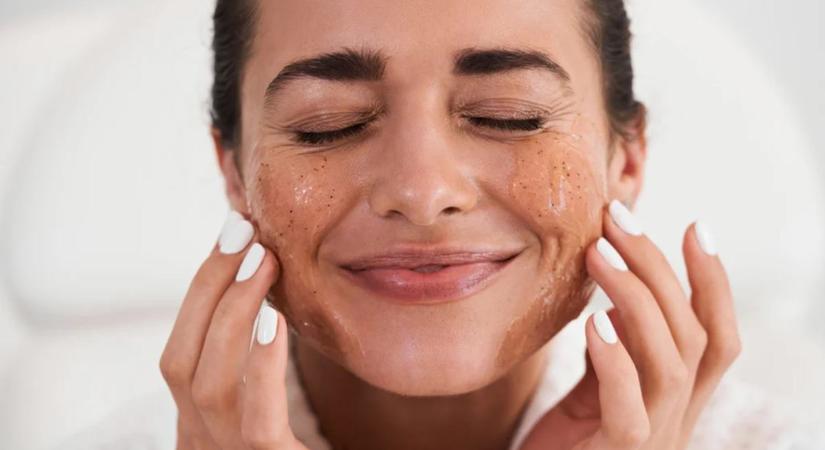 Ez a 7 rossz szokás a legártalmasabb a bőrödre – Próbáld nem elkövetni őket