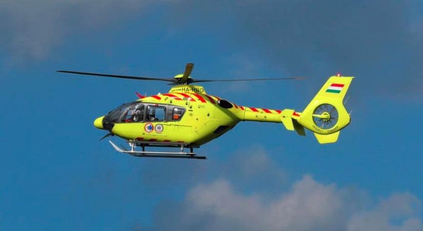 Mentőhelikoptert hívtak a sérülthöz a 4803-as útra