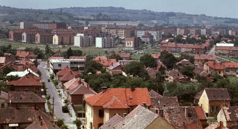 Rengeteget spórolhatna az ország a Kádár-kockák felújításán – de hogyan érdemes nekiállni?