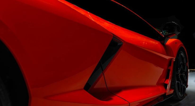 Luxusragadozók a Tisza-parton, mindenki őket nézte