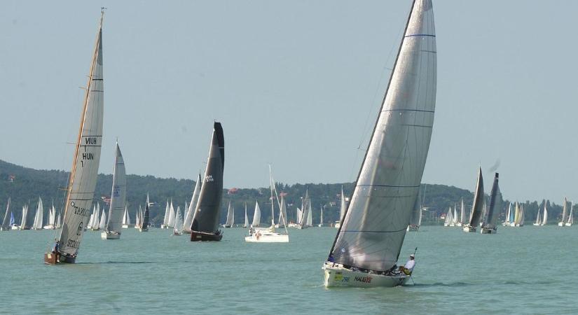 Nagy dobás a déli parton: 200 hajós világversenyeket terveznek a most épülő balatoni kikötőbe