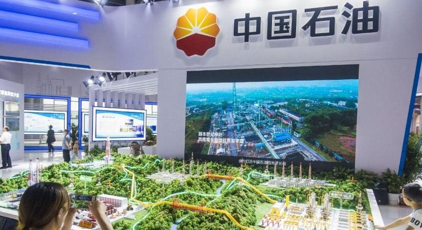 Kína döntött, az elnök bejelentette: új energiarendszert épít az iráni háború miatt – így váltja ki az olajat és a gázt