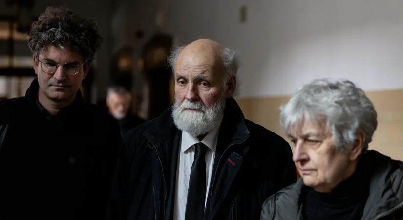 Iványi Gábor a Politicónak: Nem engem kéne lecsukni, hanem Orbán Viktort és a bandáját