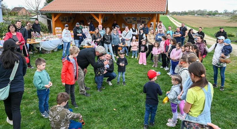 Húsvéti tojáskeresés és locsolás a Szentkúton - fotók
