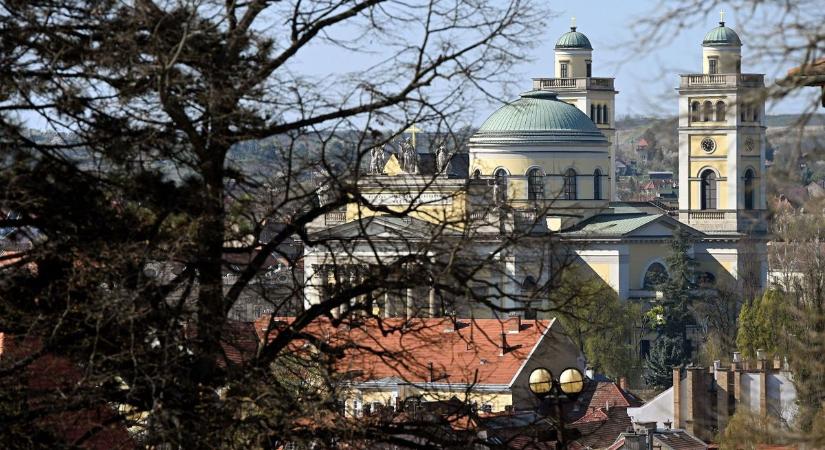 Derült reggel, napsütéses folytatás – ilyen lesz a holnapi időjárás Hevesben