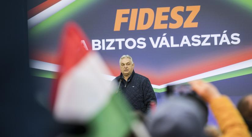 Helikopterrel hagyta el az országot Orbán Viktor