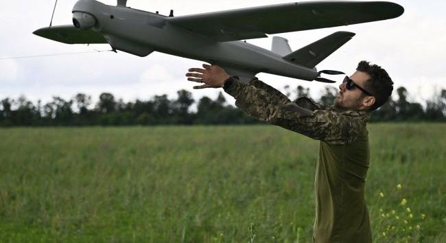 Ukrajna a háború óta először megelőzte Oroszországot a dróntámadások számában – ABC News