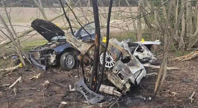 Tragédia húsvétkor: két fiatal vesztette életét a VW-ban a Felvidéken - fotó