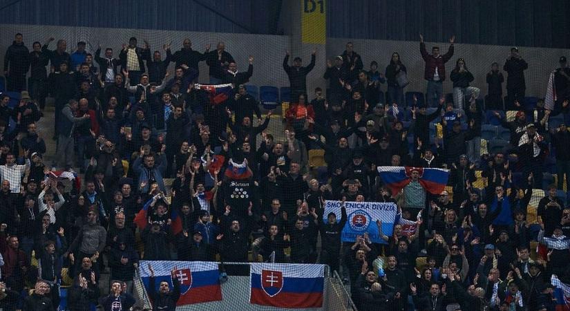 Hiába a tiltás, kijátszották a szabályokat a magyargyalázó Slovan-ultrák Dunaszerdahelyen