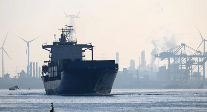 Repülőgépek és manőverező robotrepülőgépek elfogására alkalmas légvédelmi rendszert kap Európa egyik legnagyobb kikötője