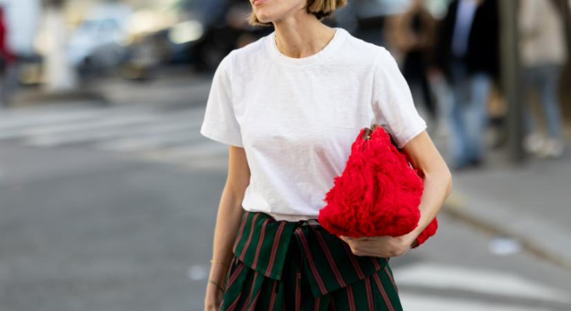 A fehér póló egyáltalán nem unalmas – ezekkel a darabokkal dobhatod fel tavasszal