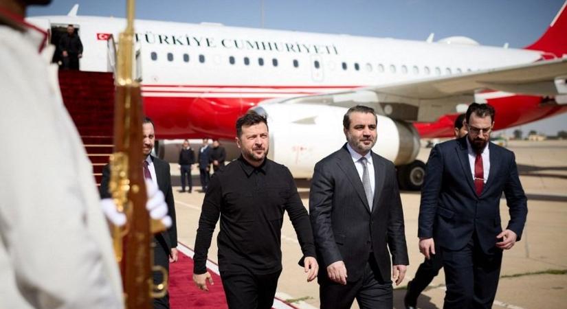 Ukrajna belesodródhat a közel-keleti háborúba, életveszélyes játékot játszik fontossága igazolása érdekében