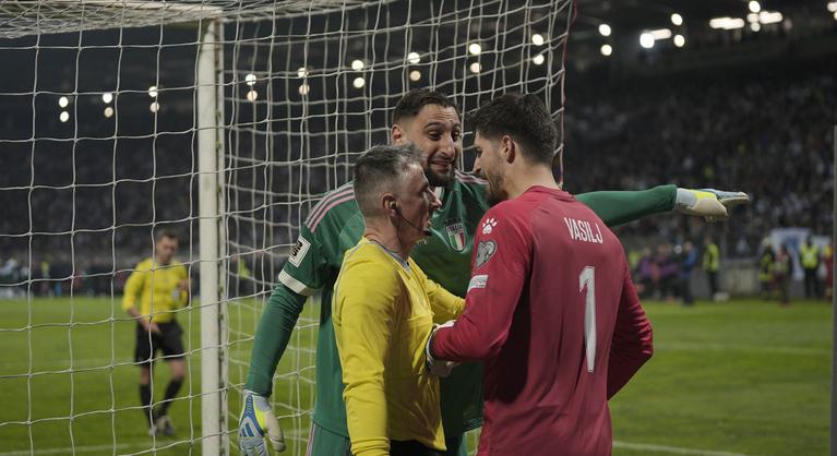 Kiviszik a bosnyákok a vb-re a 14 éves labdaszedőt, aki ellopta Donnarumma puskáját