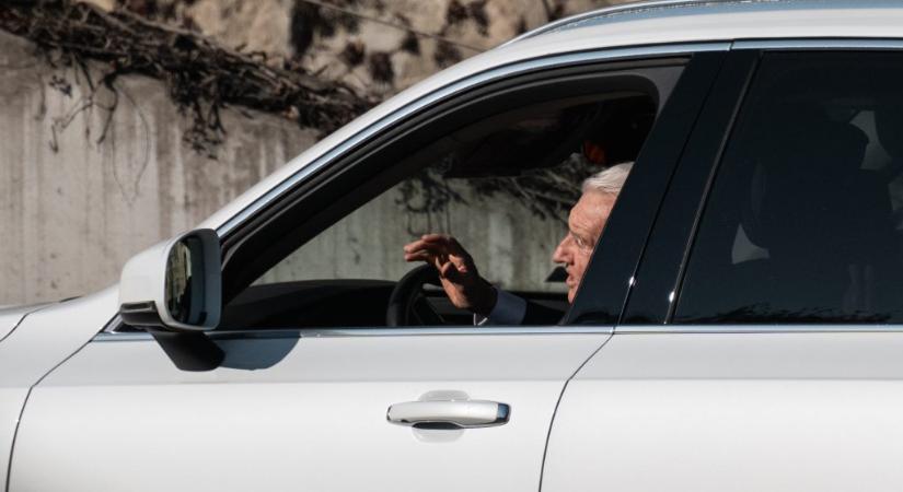 Mészáros Lőrinc cége is szóvá tette, hogy problémák vannak az építőanyaggal, amit Orbán Győzőék szállítanak a Budapest-Belgrád vasút építéséhez