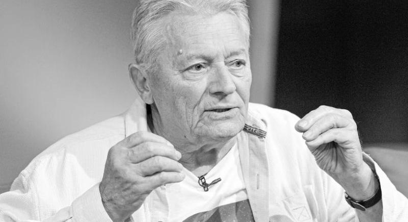 Gyászolnak az örök gyerekek: meghalt a Füles Mackó hangja