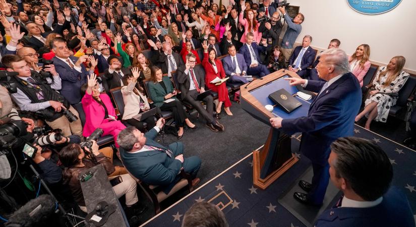 Trump hollywoodi akcióként írta le a pilótamentést Iránból