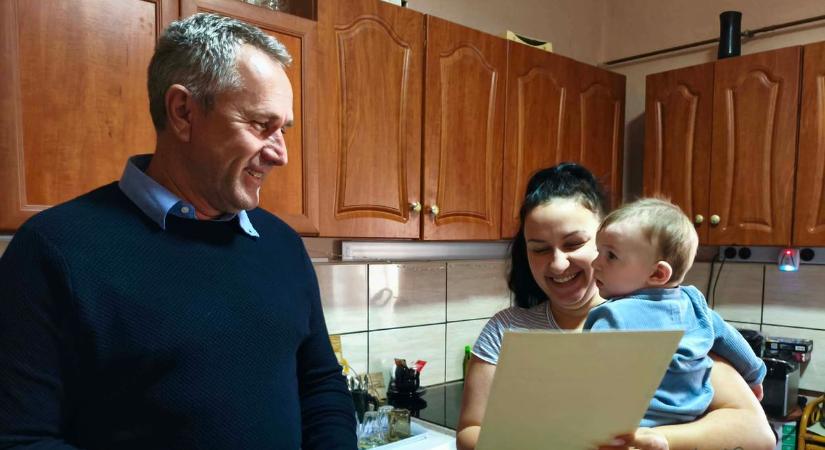 Egyre több baba születik Mindszenten, már a bölcsőde is várólistás lett