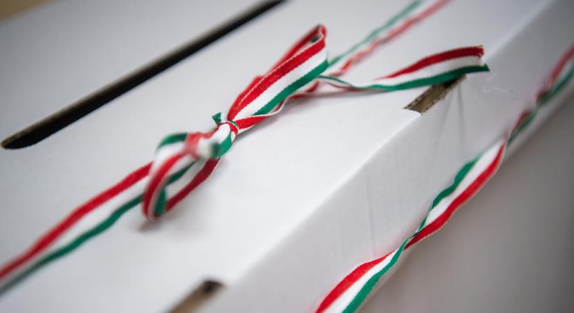 Visszalépésre szólították az összes baloldali jelöltet az MSZP egykori vezető politikusai