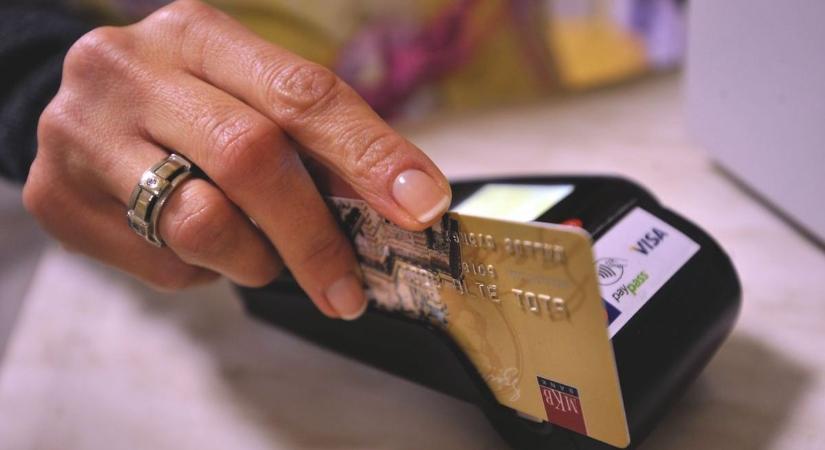 SZÉP-kártya: soha ennyi pénzt még nem költöttek a magyarok, mint most