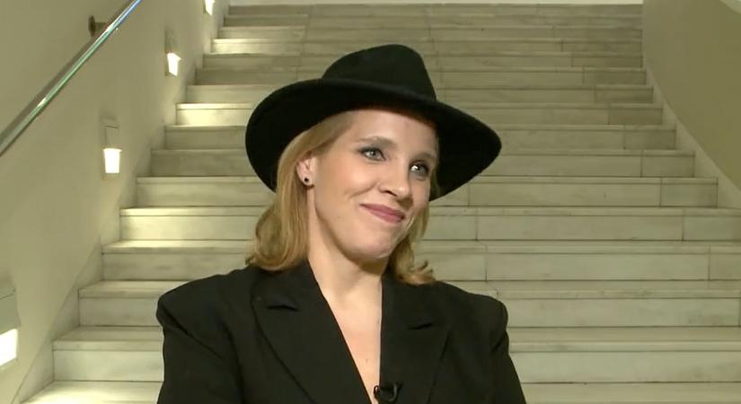 Tóth Vera először beszélt politikáról: „Bizonyos családtagom coming outolt helyettem ilyen-olyan podcastekben"